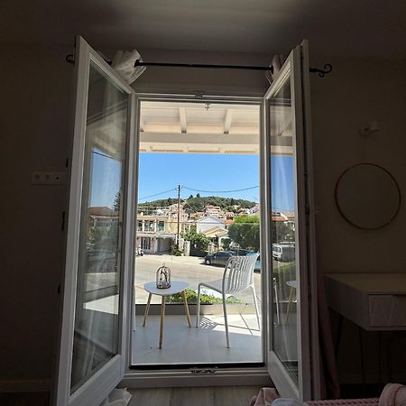 Mayflower Apartments Kassiopi Exterior foto